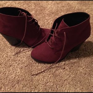 New Call it Spring Maroon Heeled Booties size 8.5