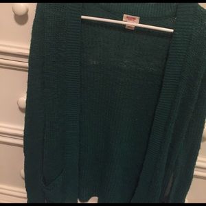 Very warm and comfy green cardigan