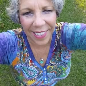 Meet your Posher, Marianne