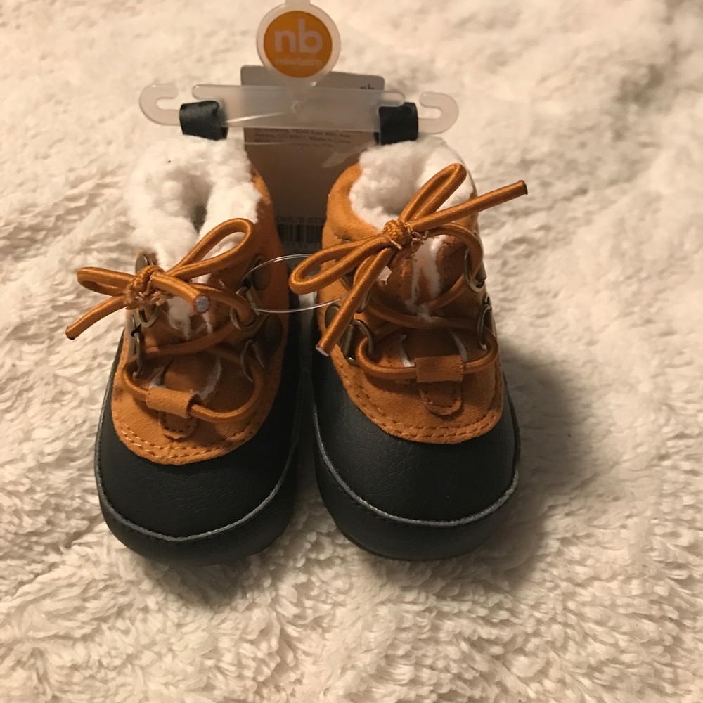 Carter's newborn booties