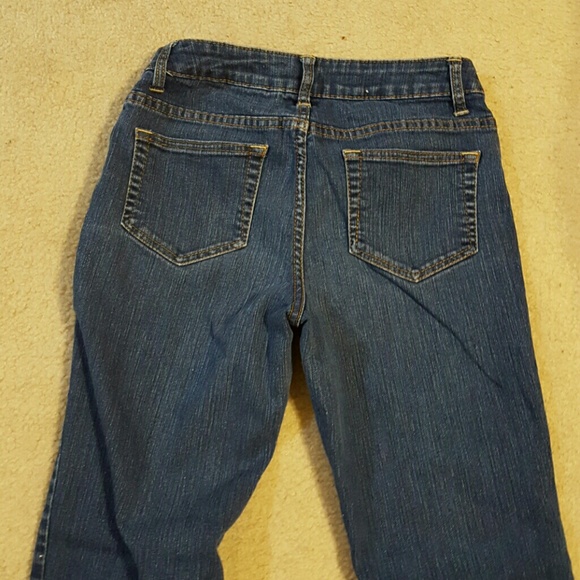 Ladies Faded Glory Jeans - Picture 3 of 3