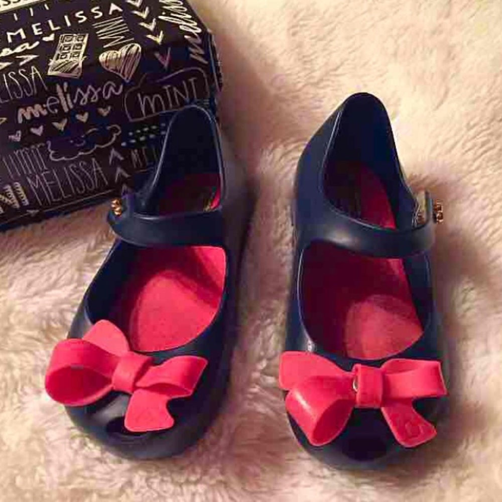 Mini Melissa's