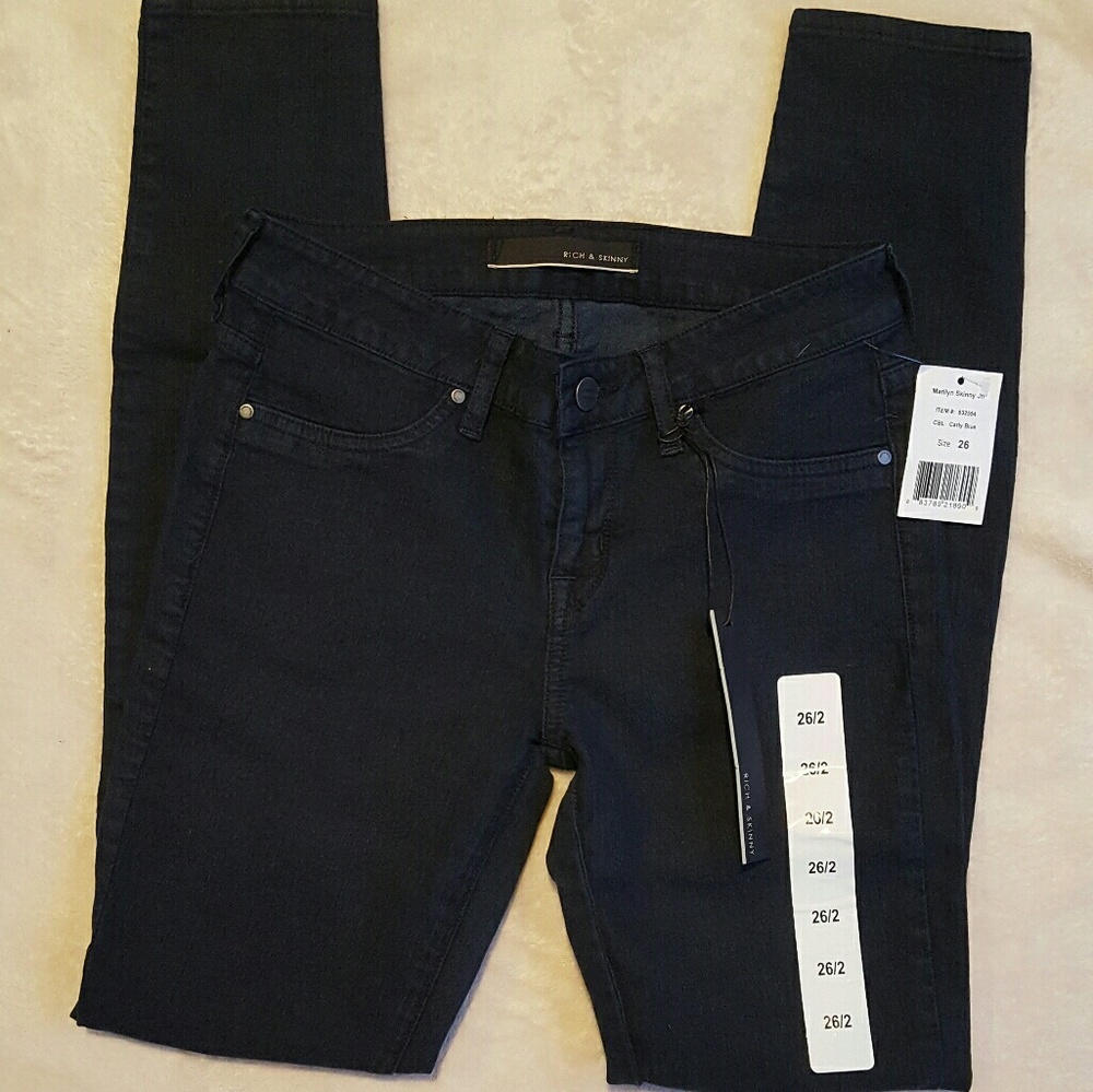Dark blue skinny jeans