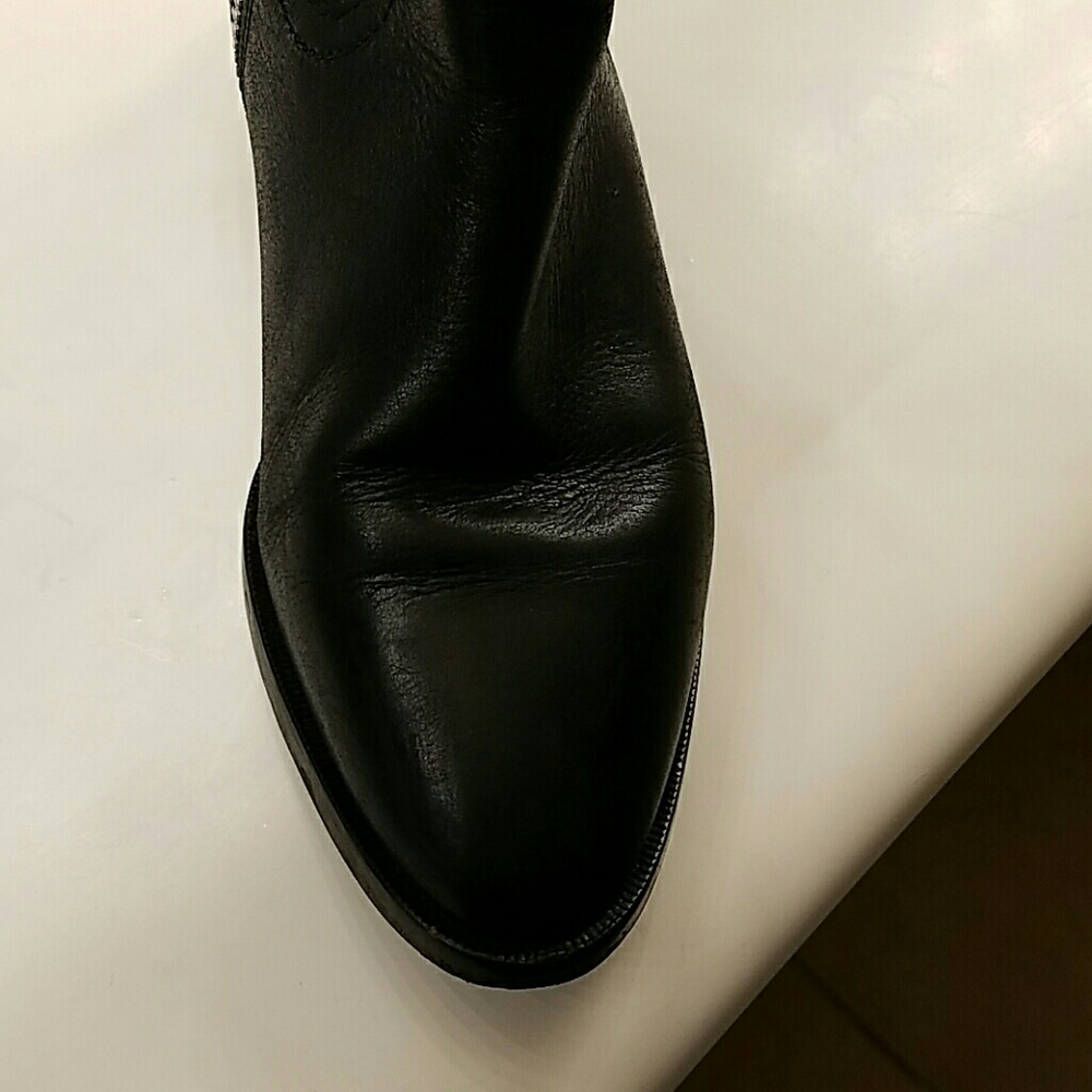 Black women's Michael Kors Boots - Picture 2 of 7
