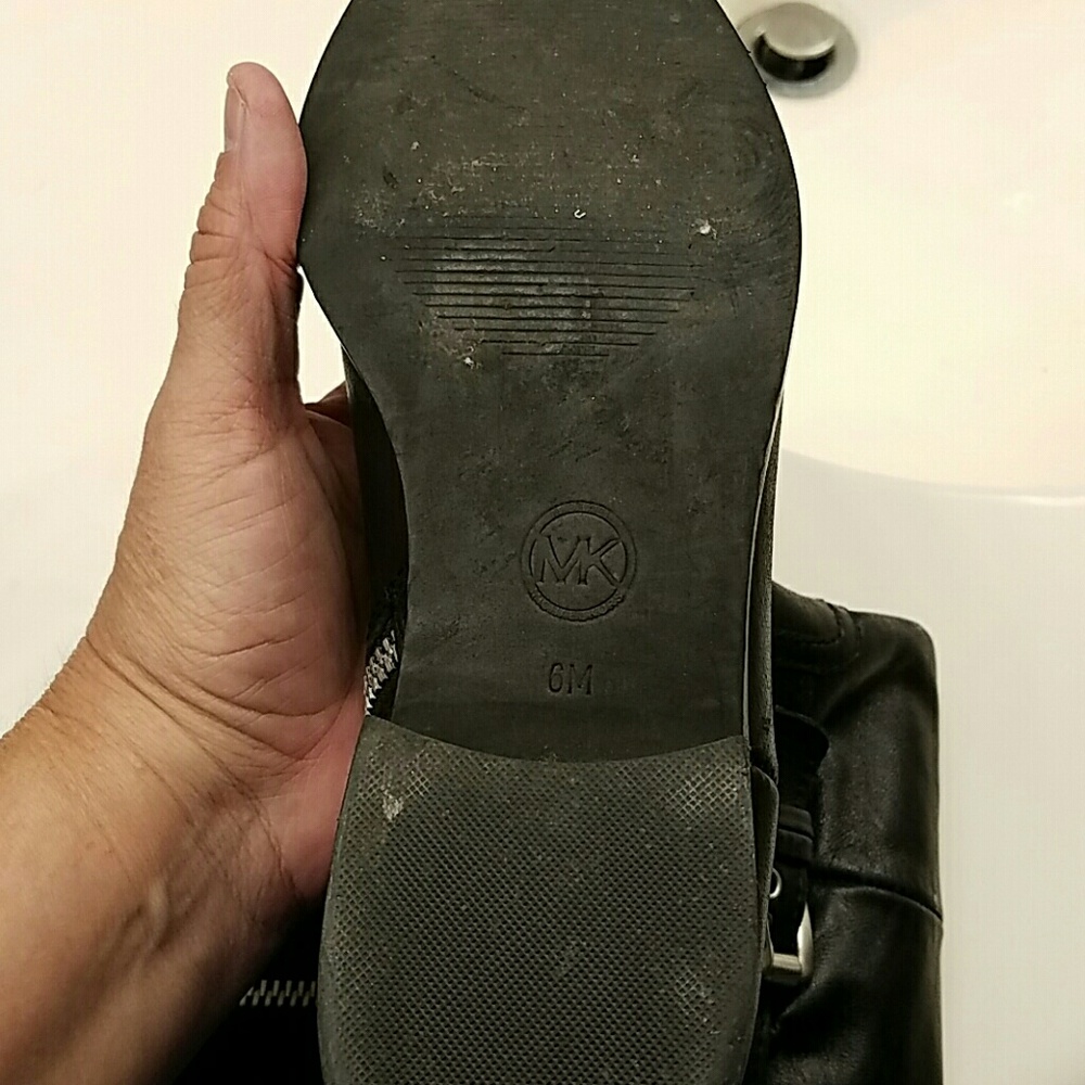 Black women's Michael Kors Boots - Picture 6 of 7