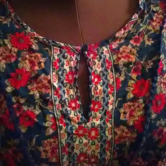 Shirt - Picture 2 of 2