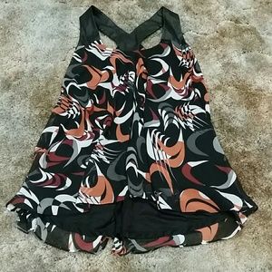 Bisou Bisou Dressy tank top