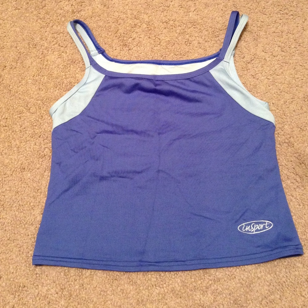 Active crop top