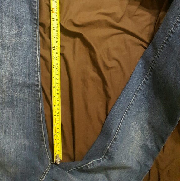 Ladies Jeans - Picture 5 of 5