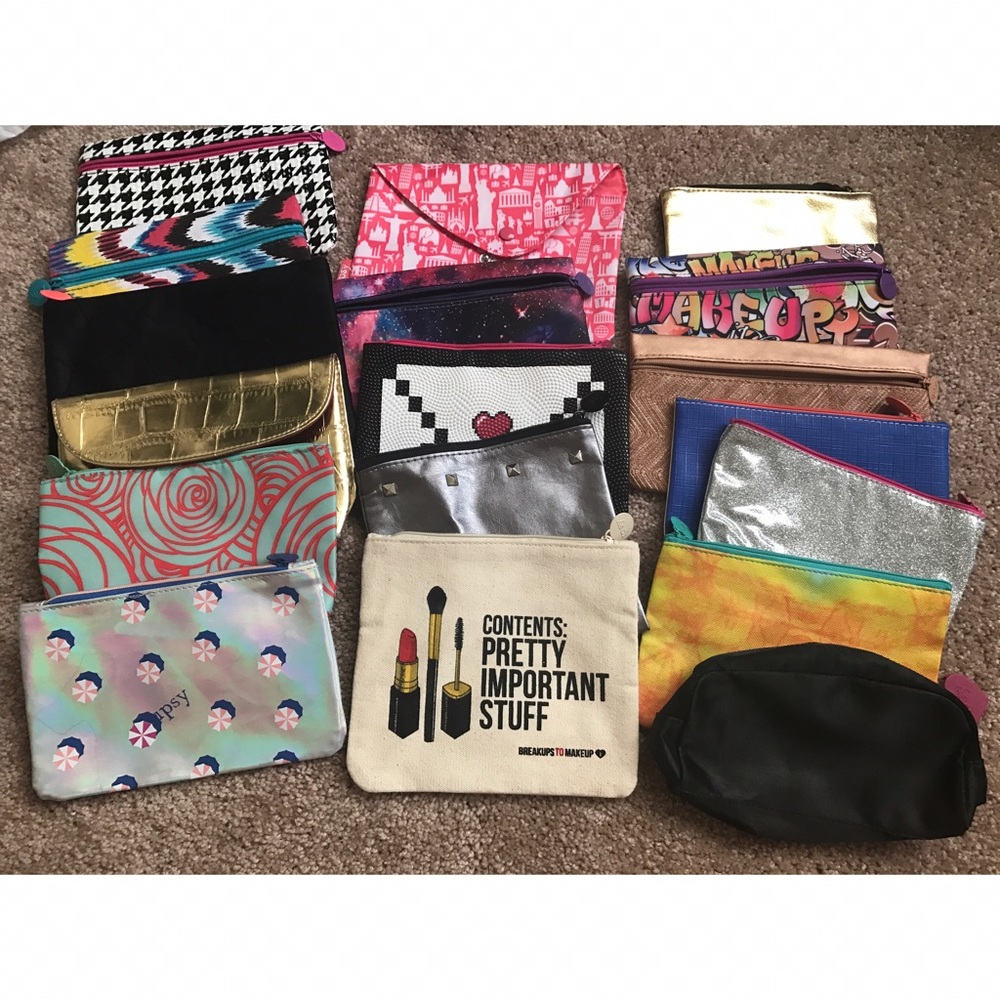 Ipsy makeup bags