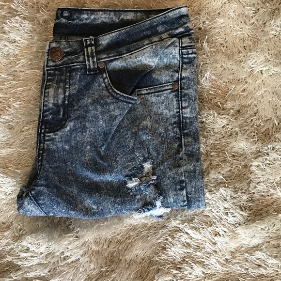 American Quality Jeans - Picture 3 of 3