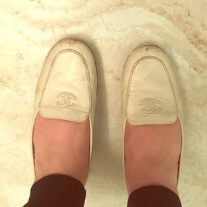 AUTHENTIC CHANEL FLATS!!!!