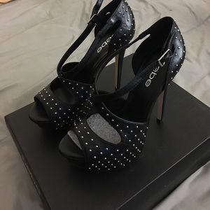 Bebe heels