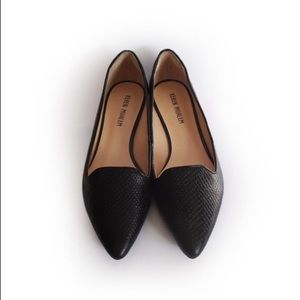 Modern black flats