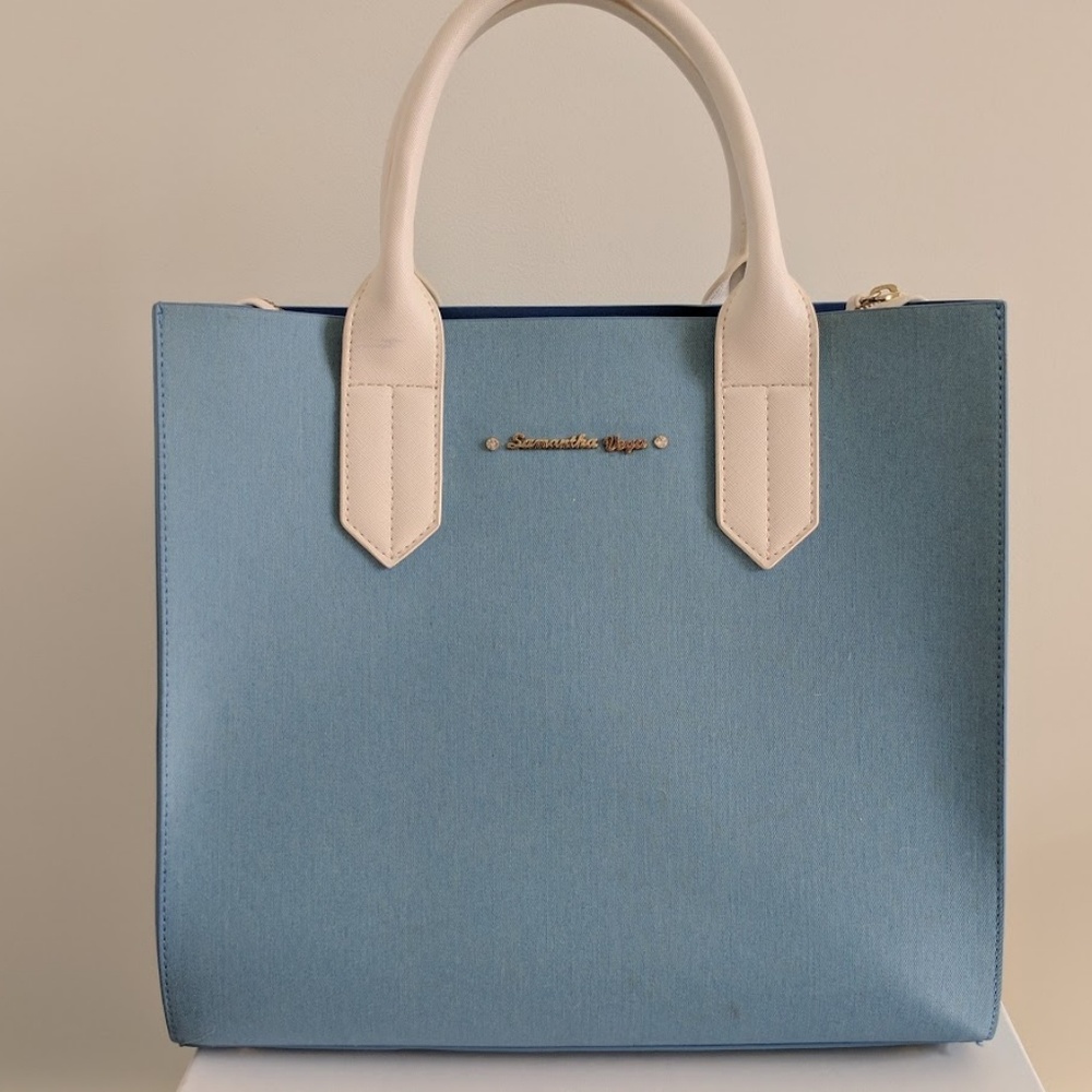 Samantha Vega handbag/tote (beautiful sky blue)