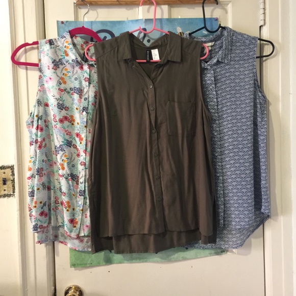 THREE FOR ONE H&M BLOUSES - Picture 3 of 3