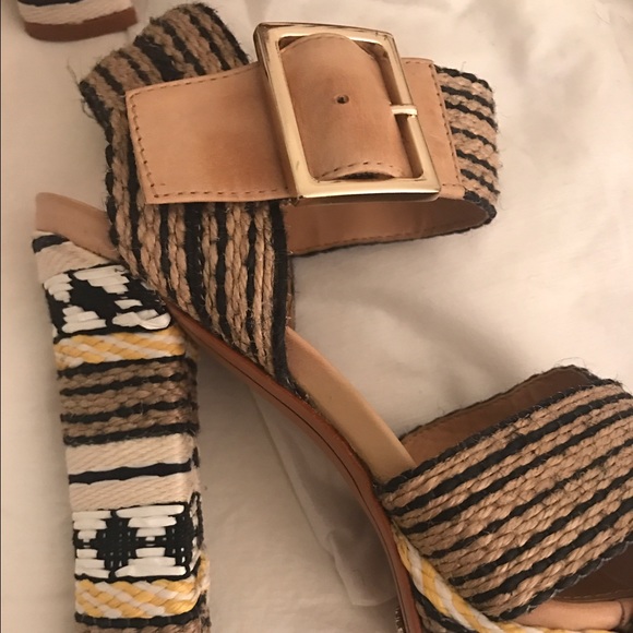 Schutz Erminiana Woven Platforms - Picture 6 of 7