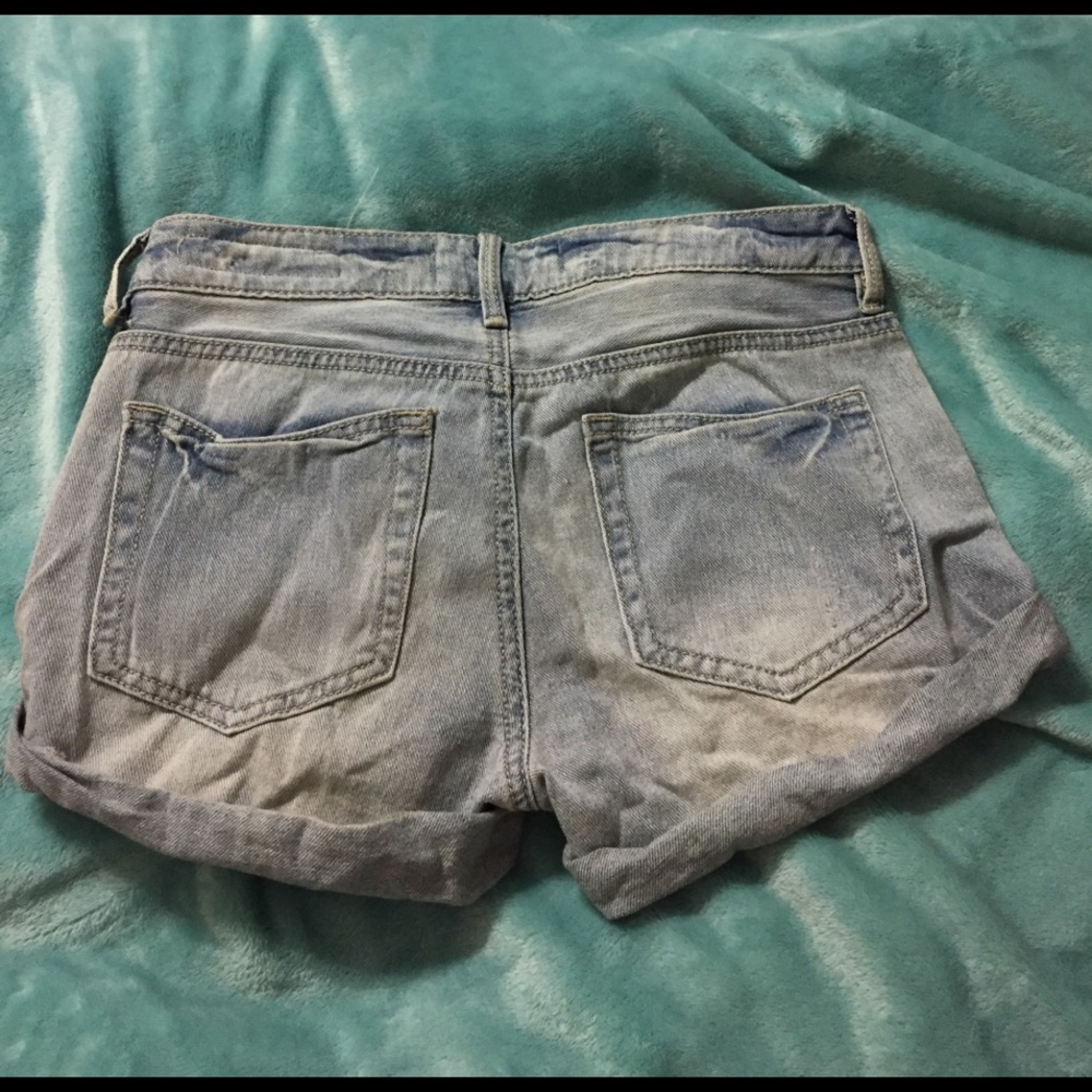 Bullhead Shorts - Picture 2 of 4