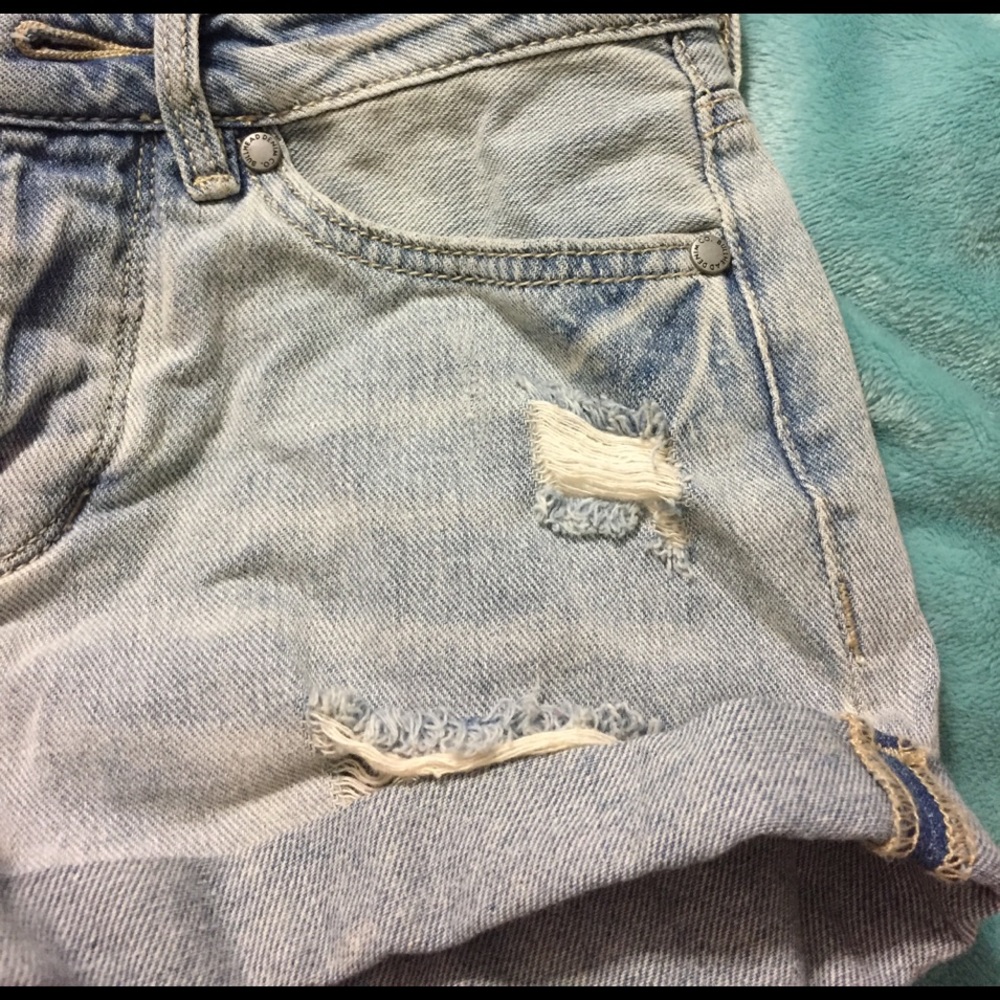 Bullhead Shorts - Picture 4 of 4