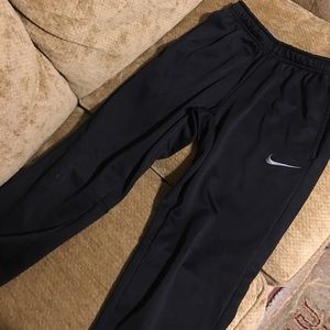 Nike therma fit sweatpants