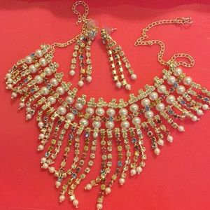 Necklace with earrings