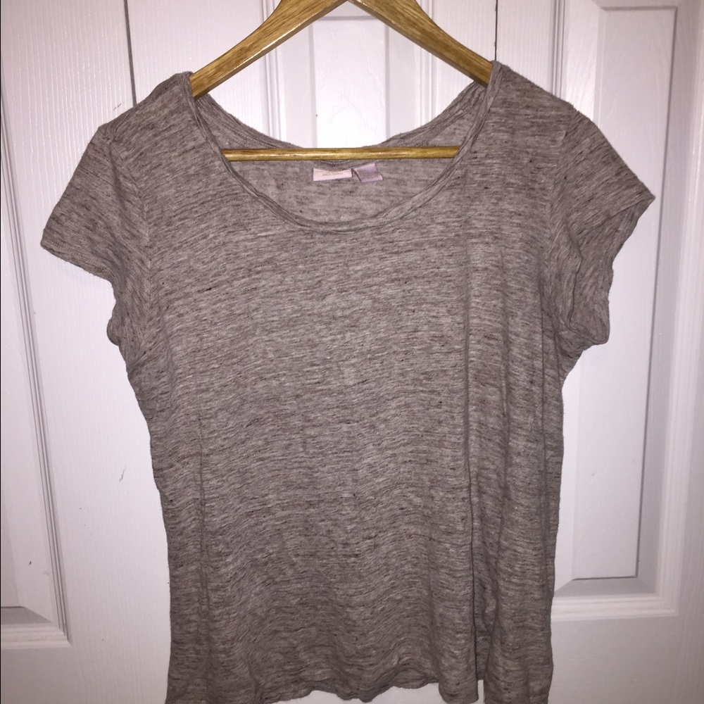 Large grey tee shirt