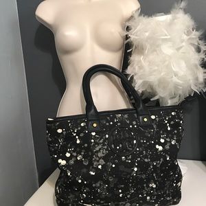 tory burch tote like new