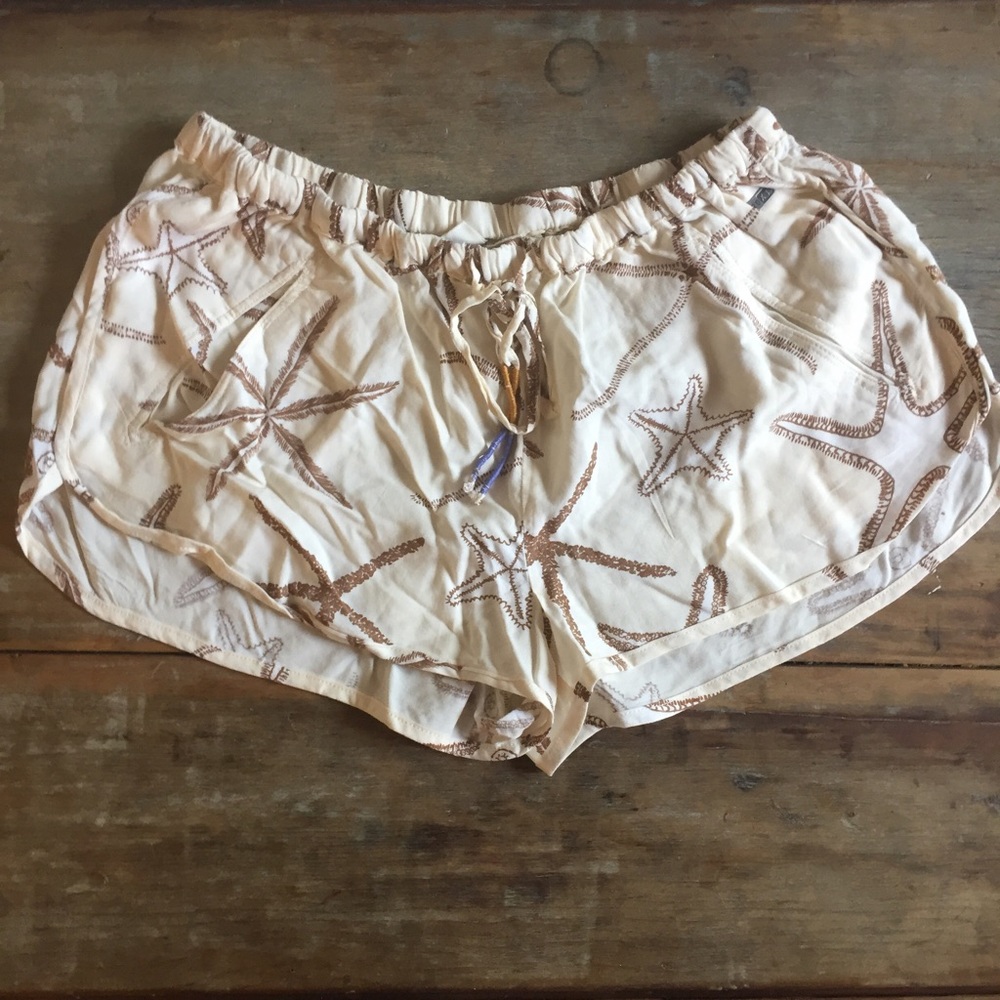 Roxy Starfish beach shorts ⭐️