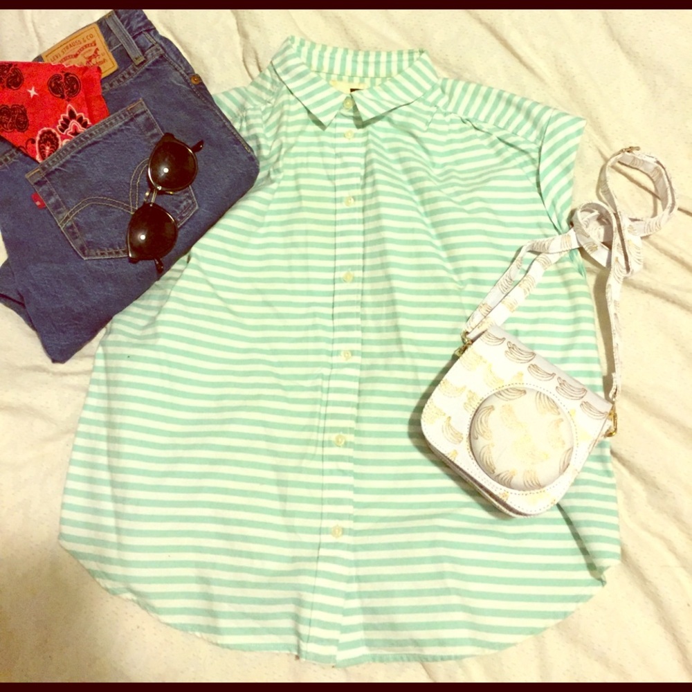 Levis Mint Stripped Top😍