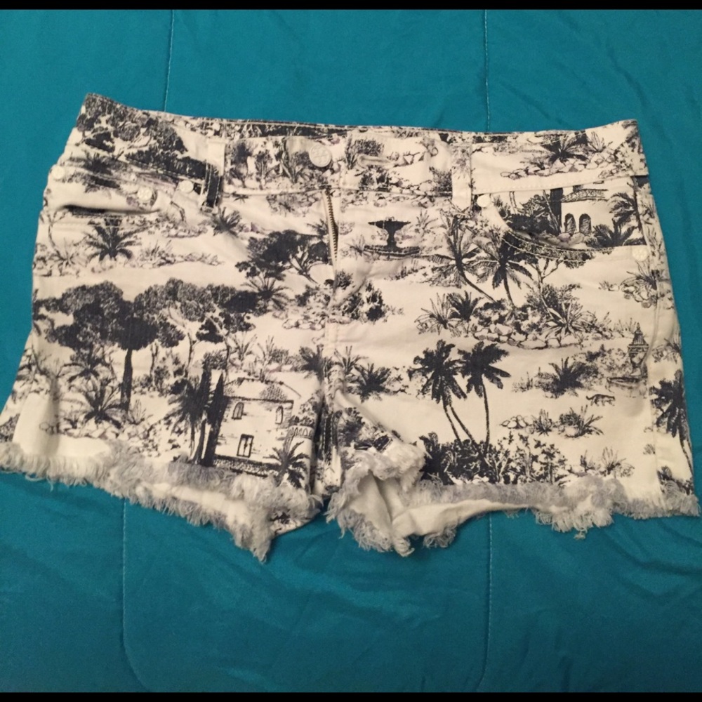 Tory Burch shorts