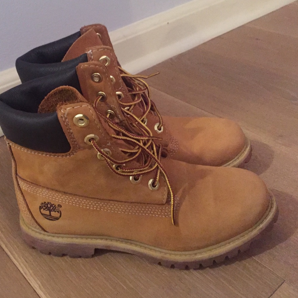 Classic Wheat Timberlands