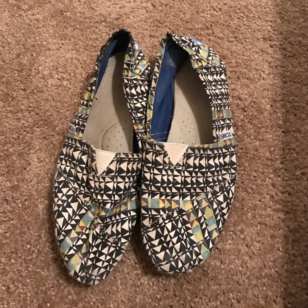 Toms