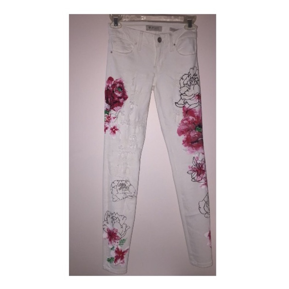 GUESS Jeans NEW