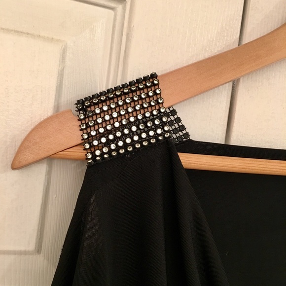 LBD - Picture 5 of 6