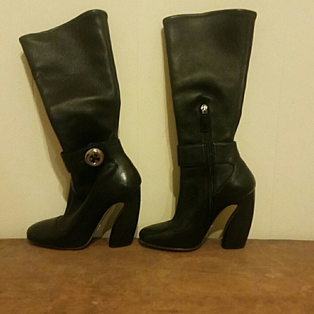 Prada black leather mary jane button boots 35