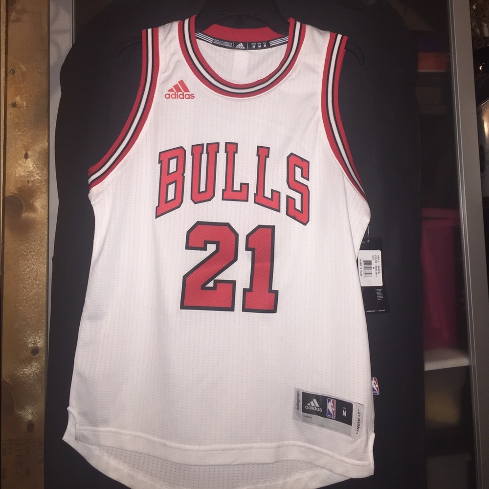 Chicago Bulls #21- BUTLER