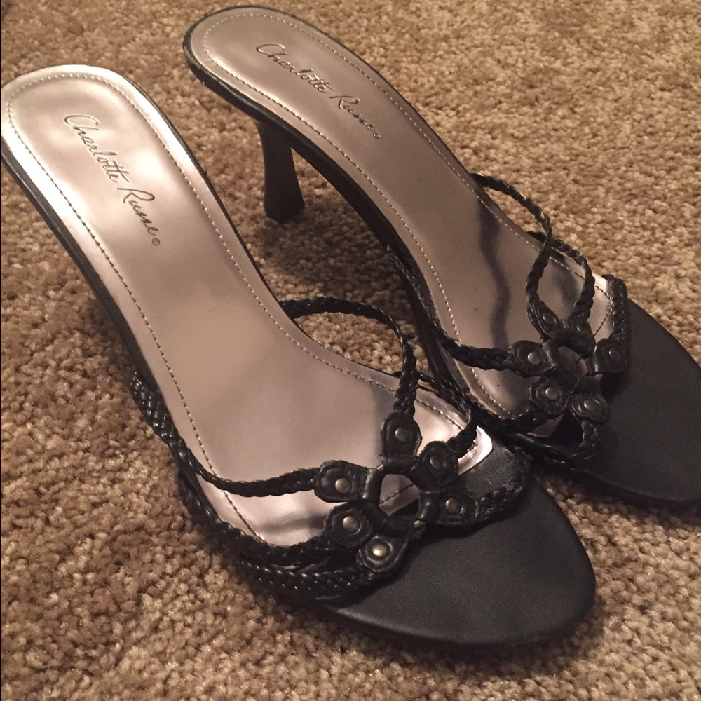 Beautiful 1 inch heels