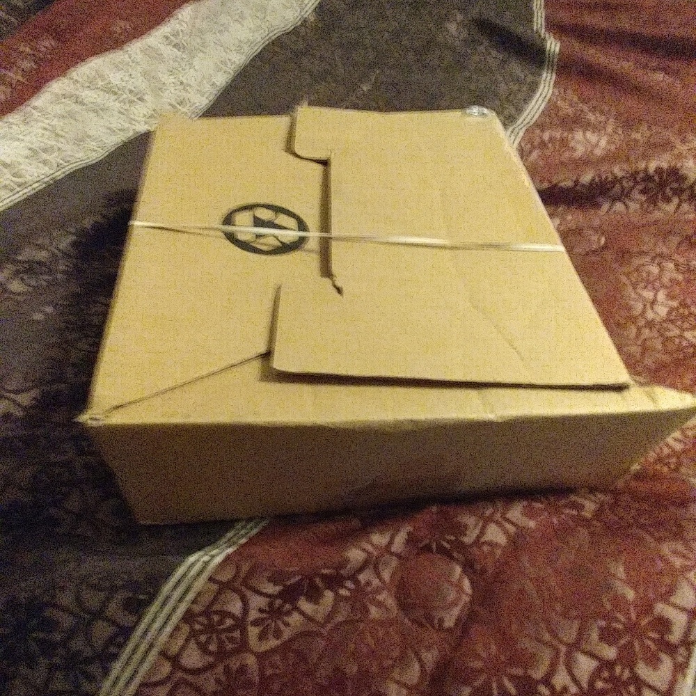 Not for sale package damaged with rubber band