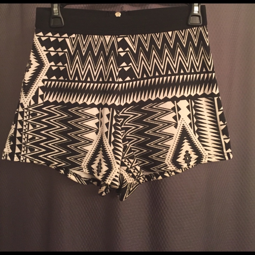 Tribal fabric shorts