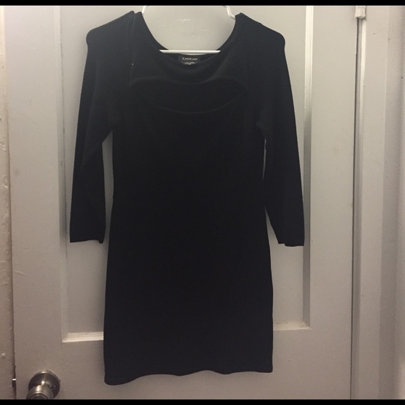 New fitted Bebe dress - Picture 2 of 3