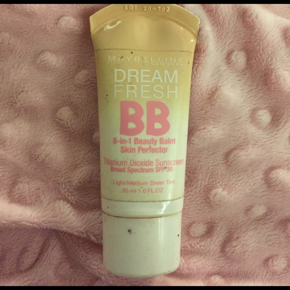 Dream Fresh Maybline 8-in-1 Beauty Balm