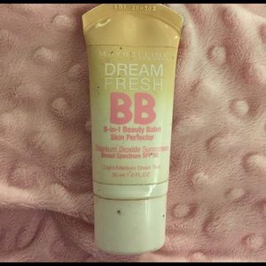 Dream Fresh Maybline 8-in-1 Beauty Balm