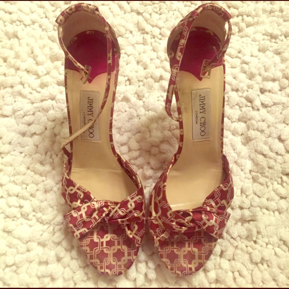 Jimmy Choo kitten heels 😍😍