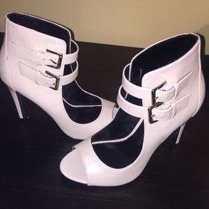 Rock & Republic Nude/Beige Heels