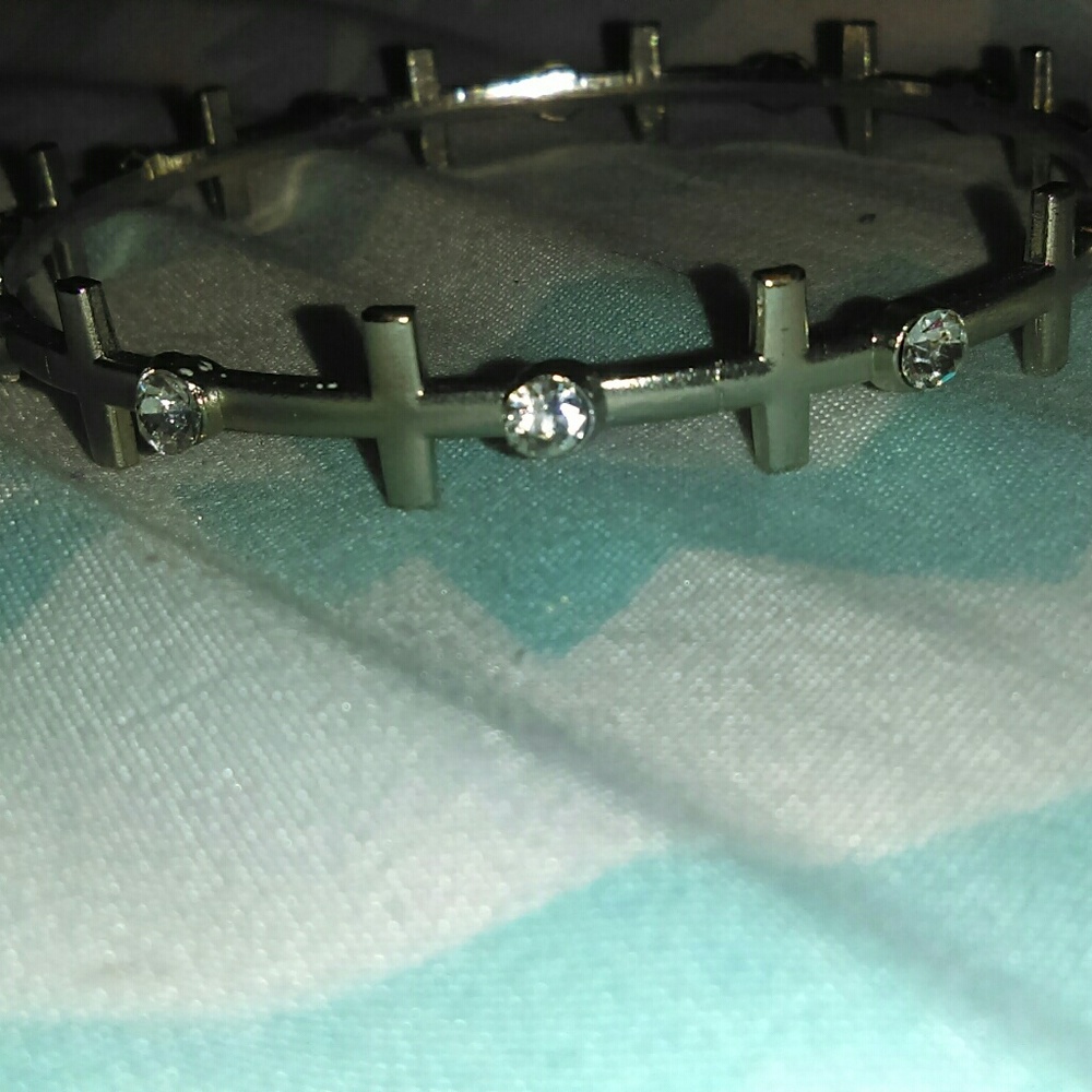 Cross bracelet