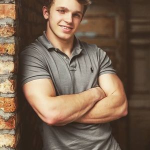 Meet your Posher, Joel