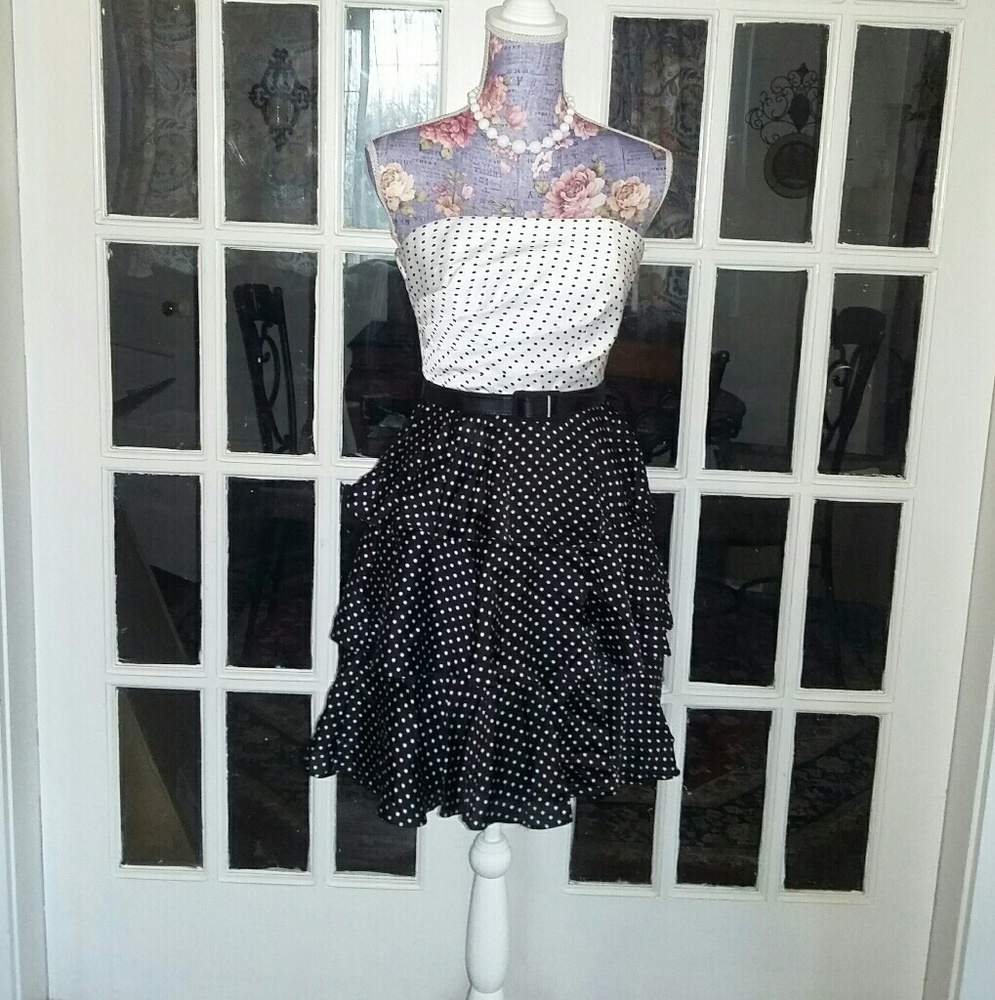 White House Black Market Dress NWT