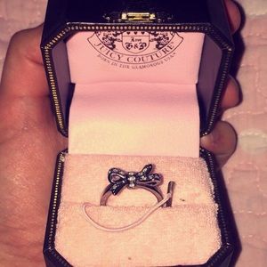 Juicy Couture Bow Ring