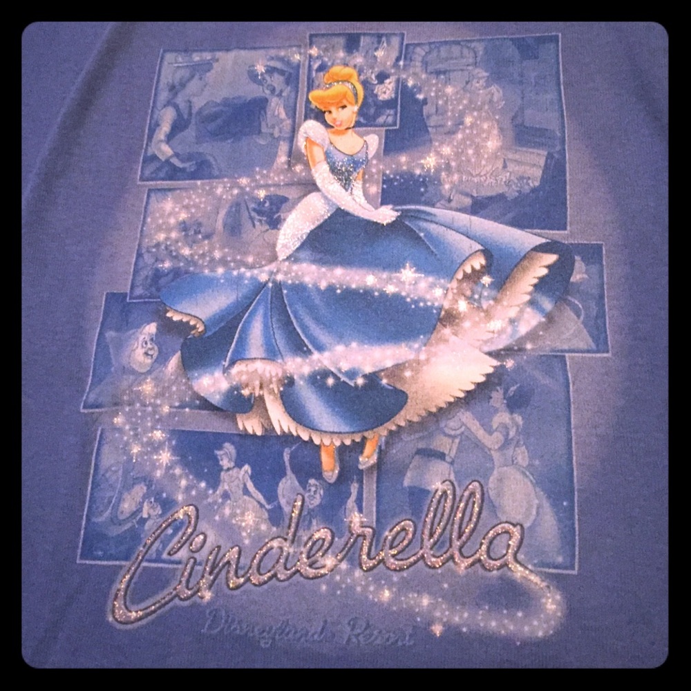 Cinderella girls tee- DISNEY! ✨