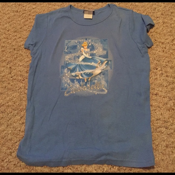 Cinderella girls tee- DISNEY! ✨ - Picture 2 of 3
